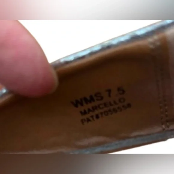 Dolce Vita Marcello metallic silver flat Maryjanes SZ 7.5 - Picture 11 of 13